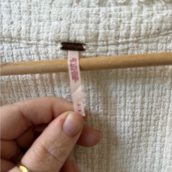 Free People - Picture 4 of 4